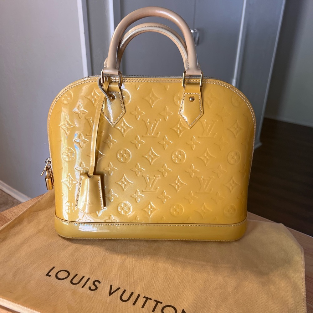 🔥TODAY ONLY SALE 🔥Authentic Louis Vuitton Alma